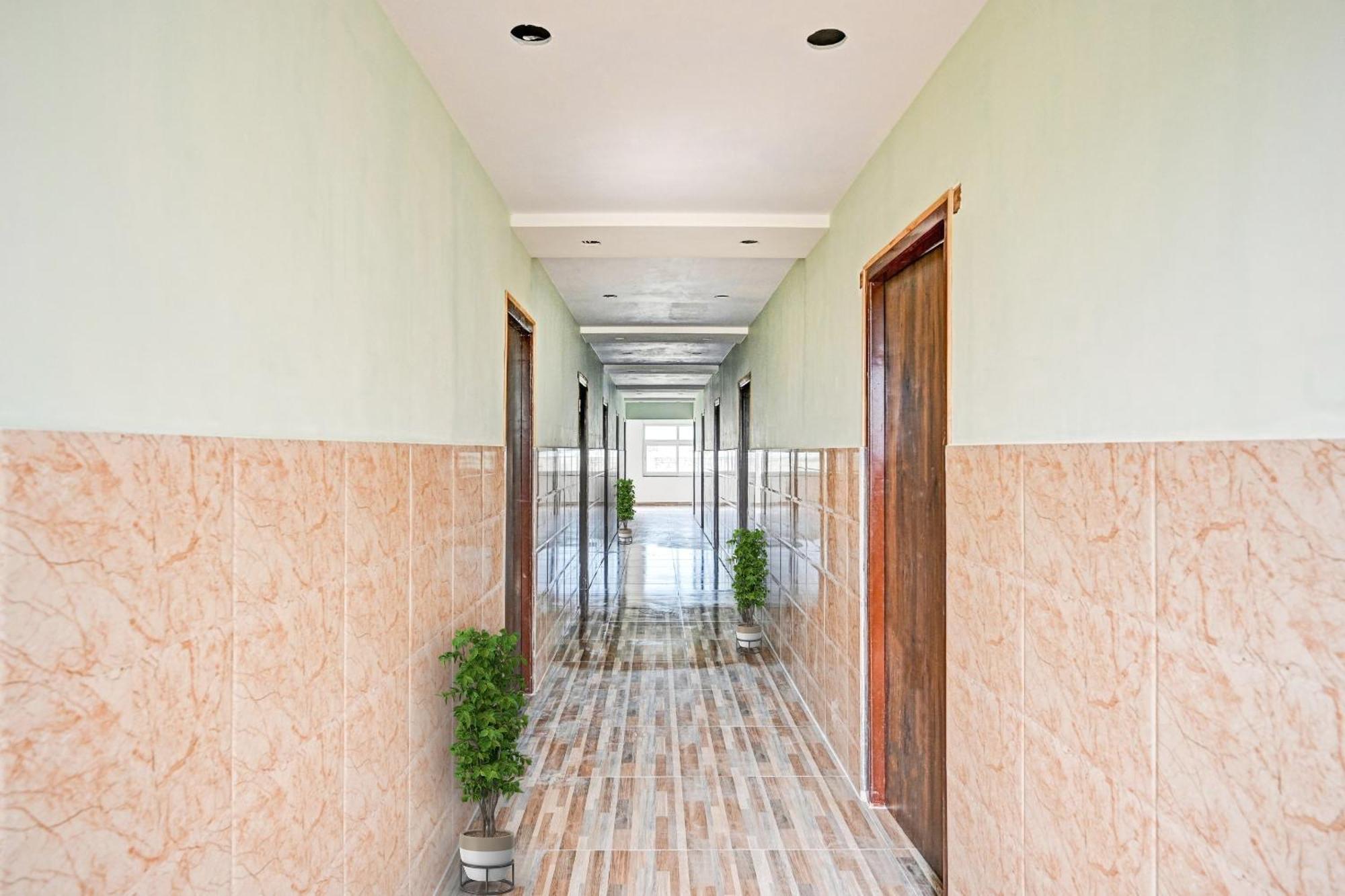 Hotel O Vrk Residency Kurmannapalem Exterior photo